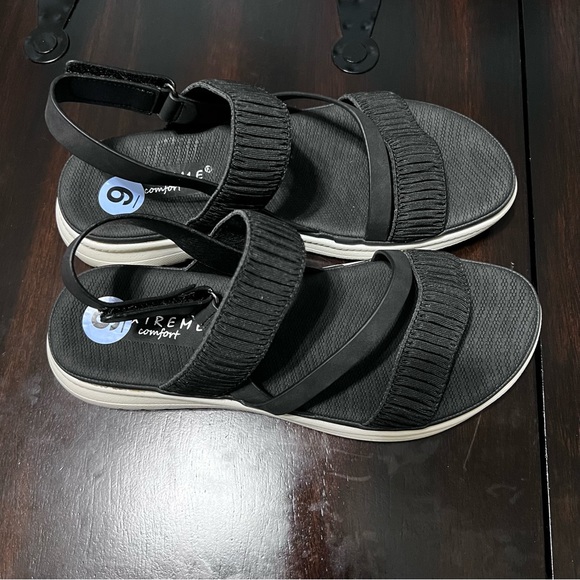 Extreme Comfort by Eddie Marc Grete Slingback Comfort Sandal - Picture 3 of 9